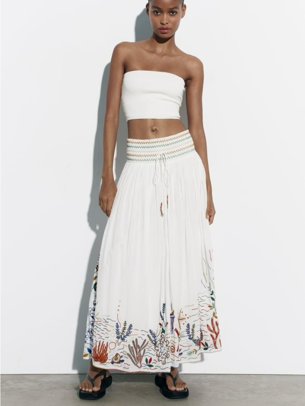 ZARA Mid-Waist Smocked Sea Motif Embroidered Long Skirt Size Large - Picture 4 of 11